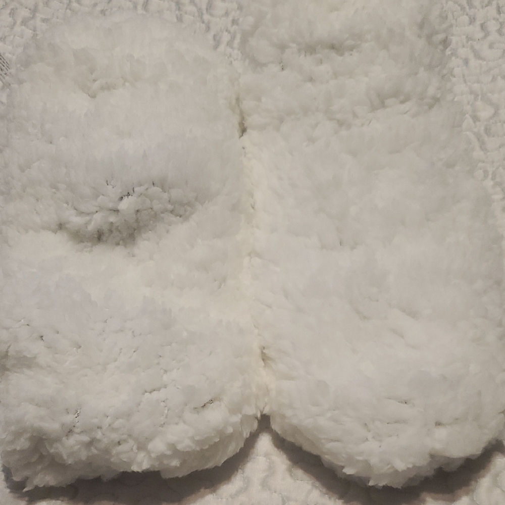Cozy Black and White Knit Mittens - Picture 7 of 9